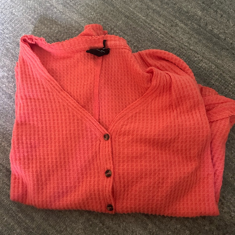 URBAN OUT FROM UNDER BUTTON DOWN SWEATER